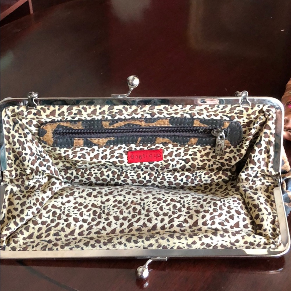 Baqtique Animal Print Clutch - Picture 2 of 5